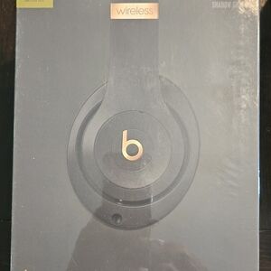Beats Studio 3 Wireless Headphones - Multi Colors